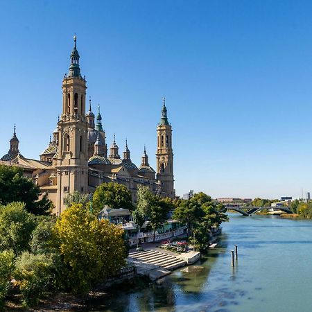 A Orillas Del Pilar Con Parking Zaragoza Eksteriør bilde
